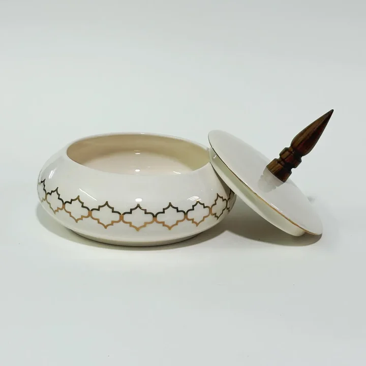 شکلات خوری سرامیکی